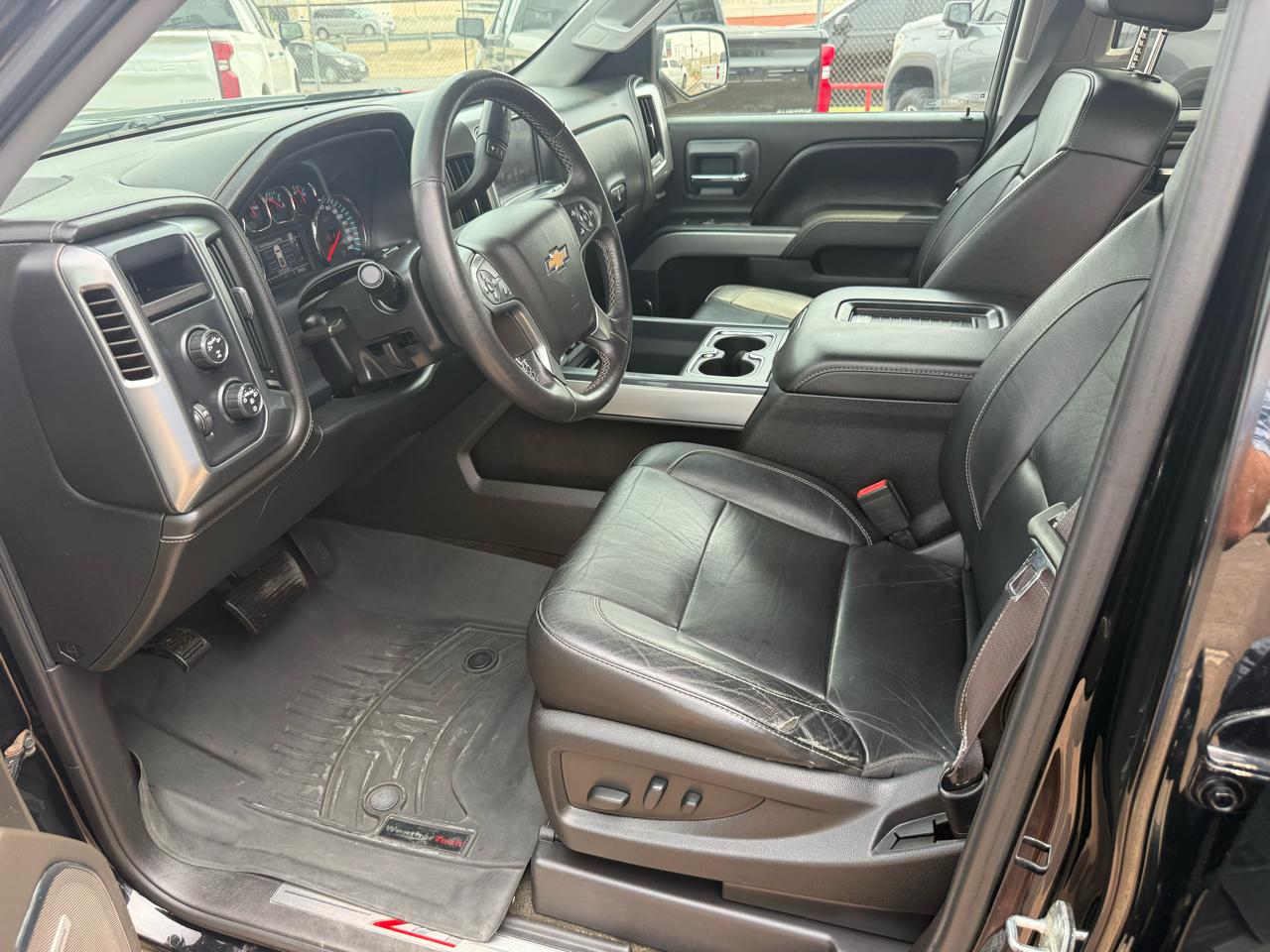 Chevrolet Silverado 1500 4WD Crew Cab 143.5" LTZ w/2LZ 2017