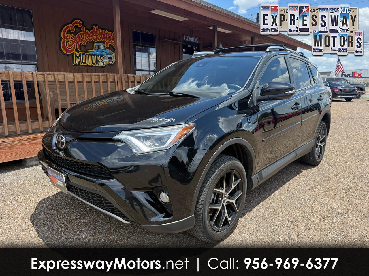 Toyota RAV4 SE FWD 2017
