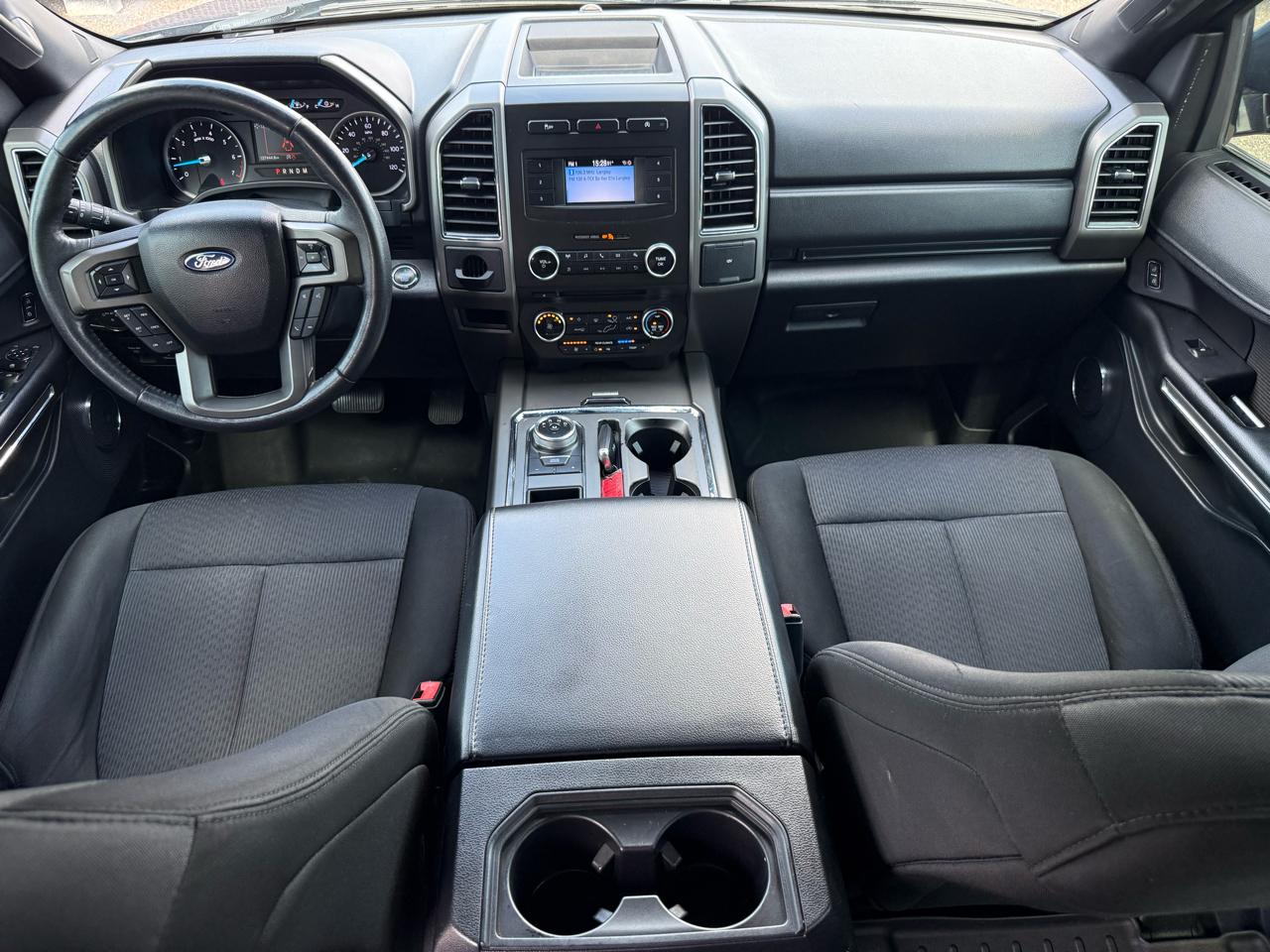 Ford Expedition XLT 2WD 2018