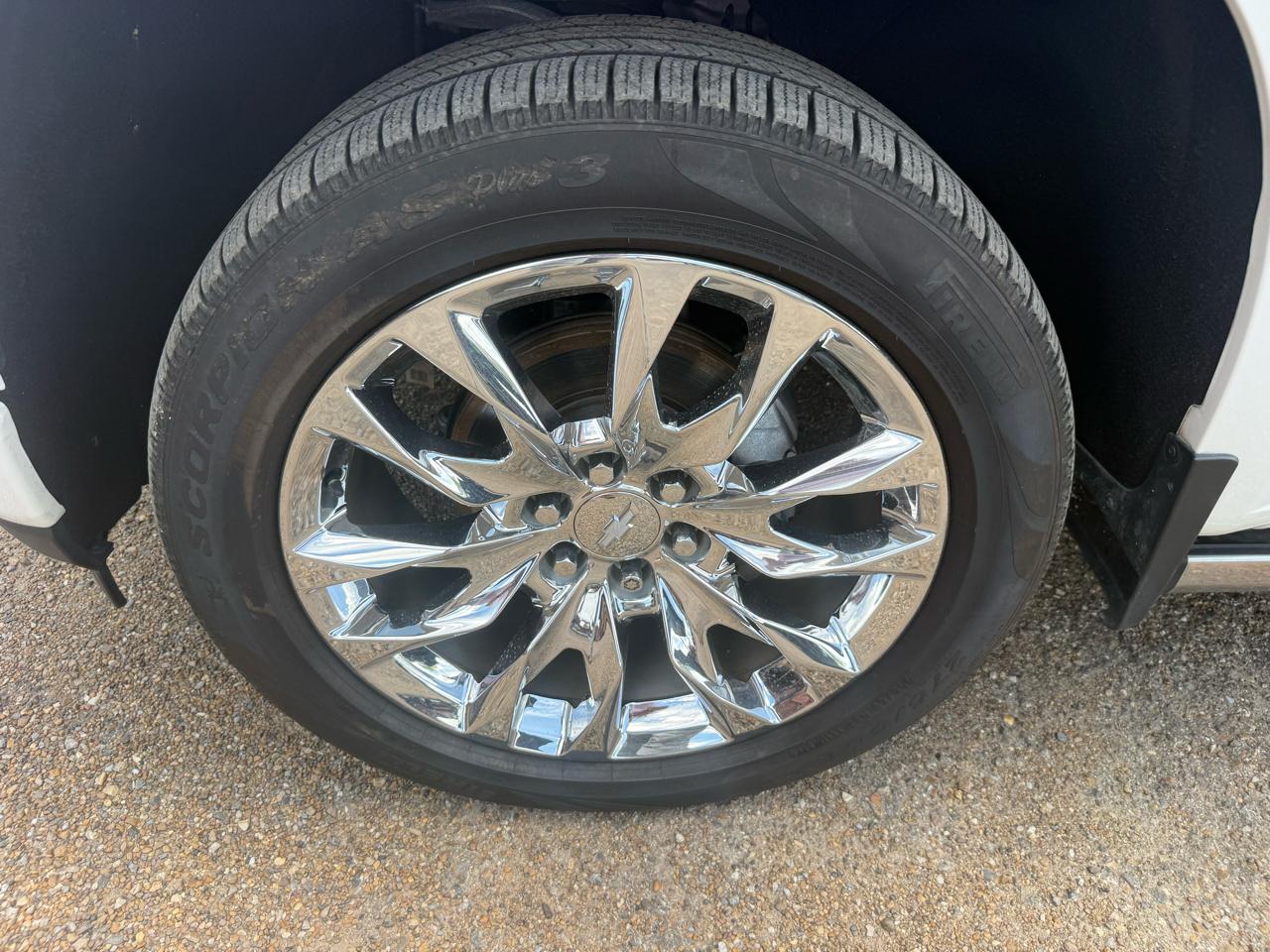 Chevrolet Silverado 1500 4WD Crew Cab 143.5" High Country 2021