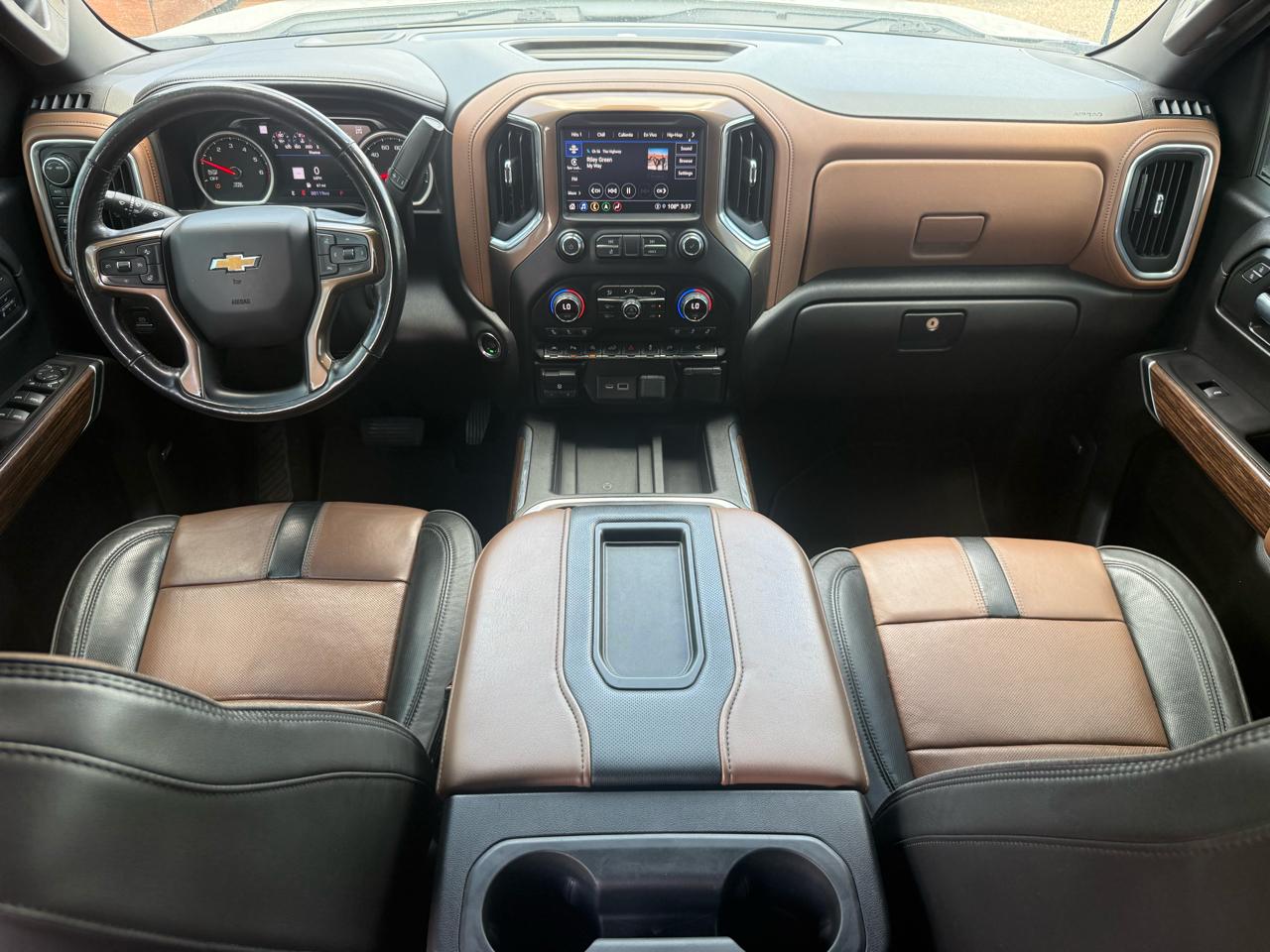 Chevrolet Silverado 1500 4WD Crew Cab 143.5" High Country 2021