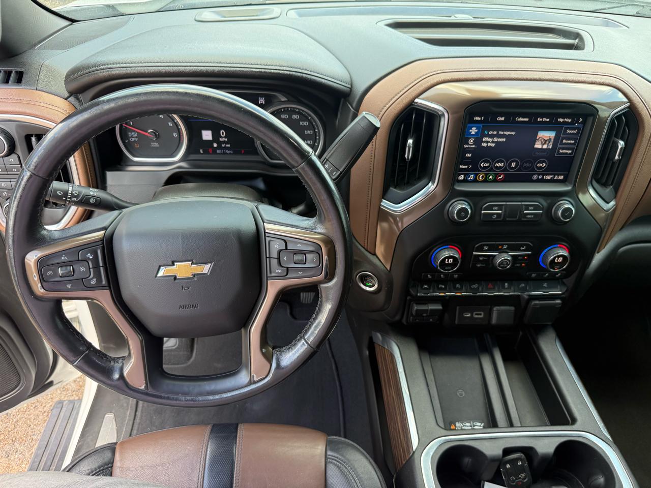 Chevrolet Silverado 1500 4WD Crew Cab 143.5" High Country 2021
