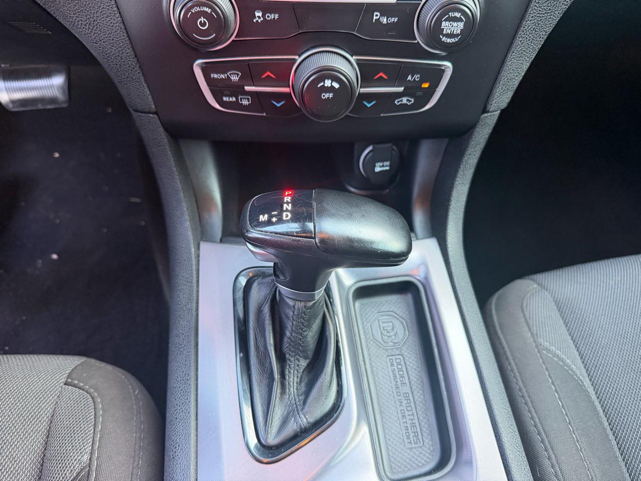 Dodge Charger SXT 2020
