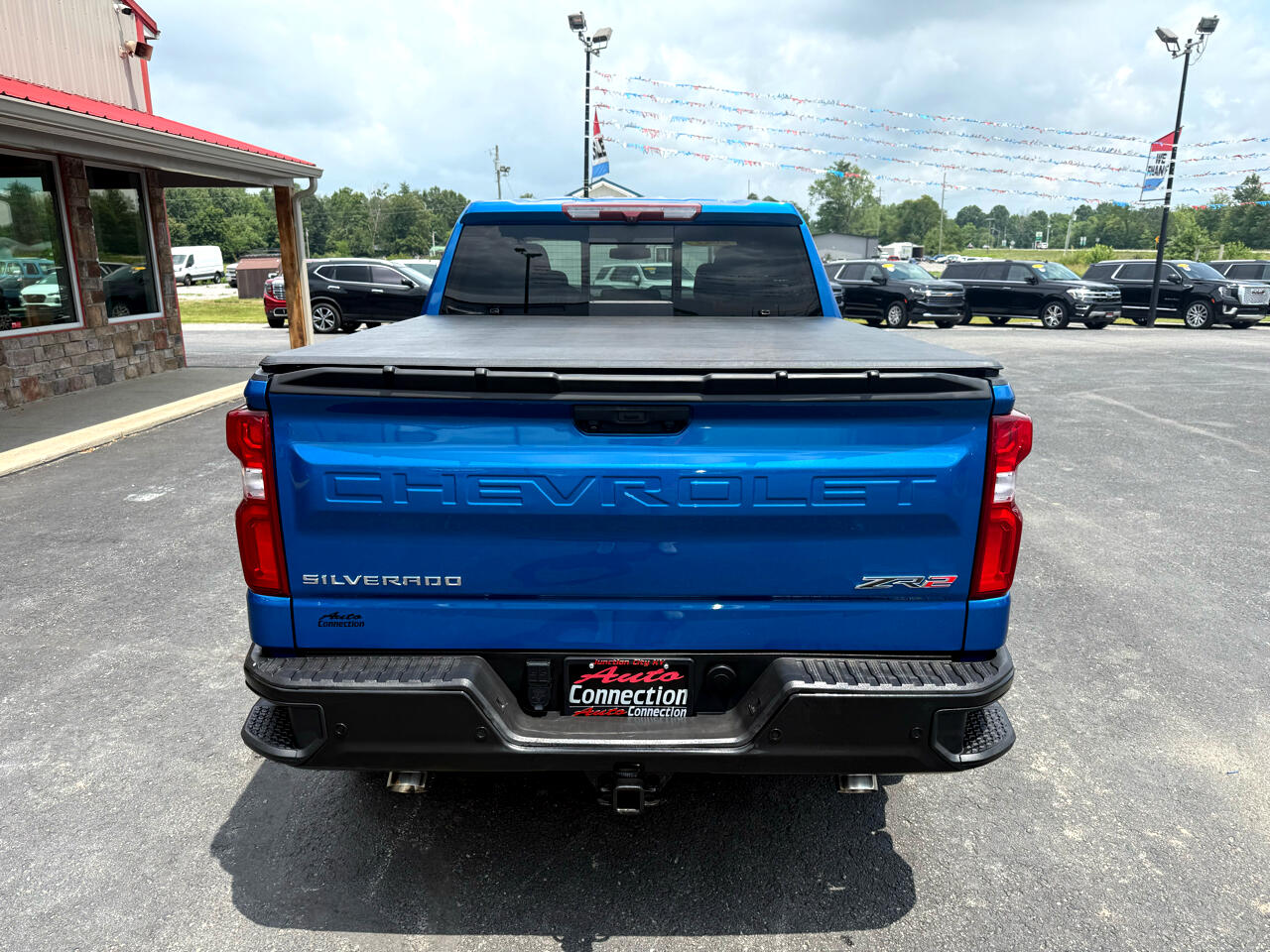 2022 Chevrolet Silverado 1500 ZR2 photo 3