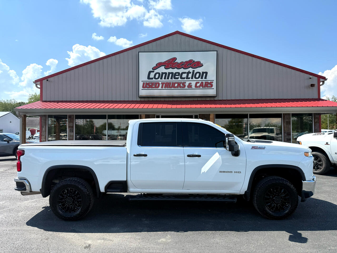 2021 Chevrolet Silverado 2500HD LTZ photo 2