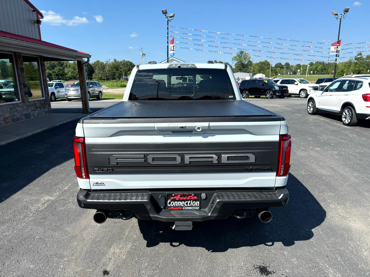 2024 Ford F-150 Raptor photo 3