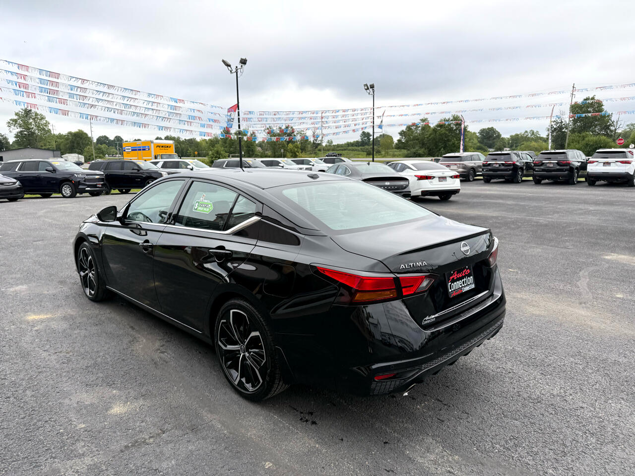 2024 Nissan Altima 2.5 SR photo 4