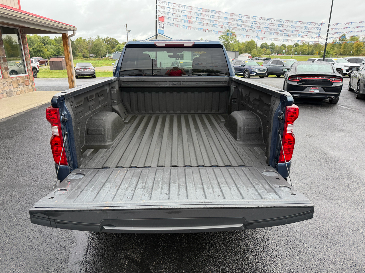 2019 Chevrolet Silverado LT photo 4