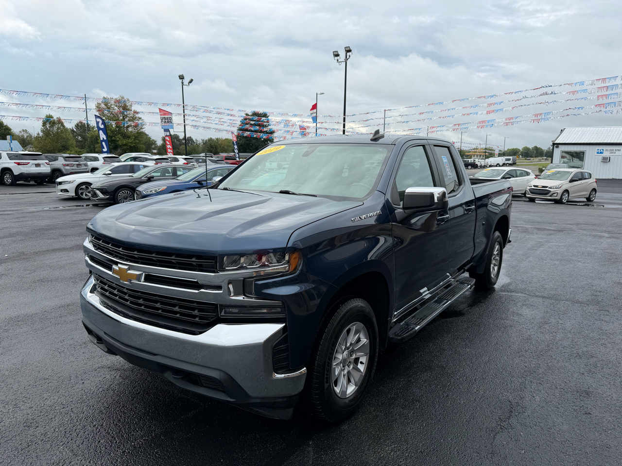 2019 Chevrolet Silverado LT photo 7