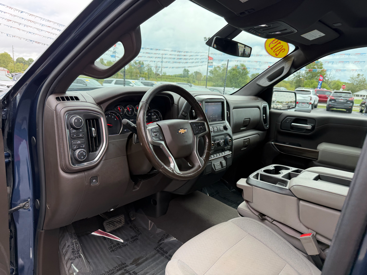 2019 Chevrolet Silverado LT photo 11