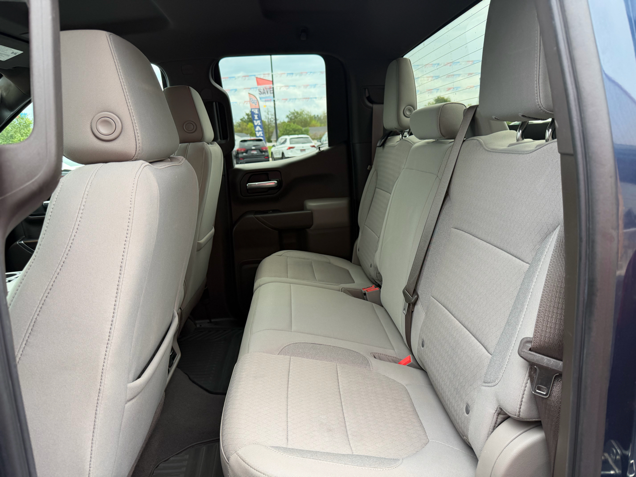 2019 Chevrolet Silverado LT photo 15
