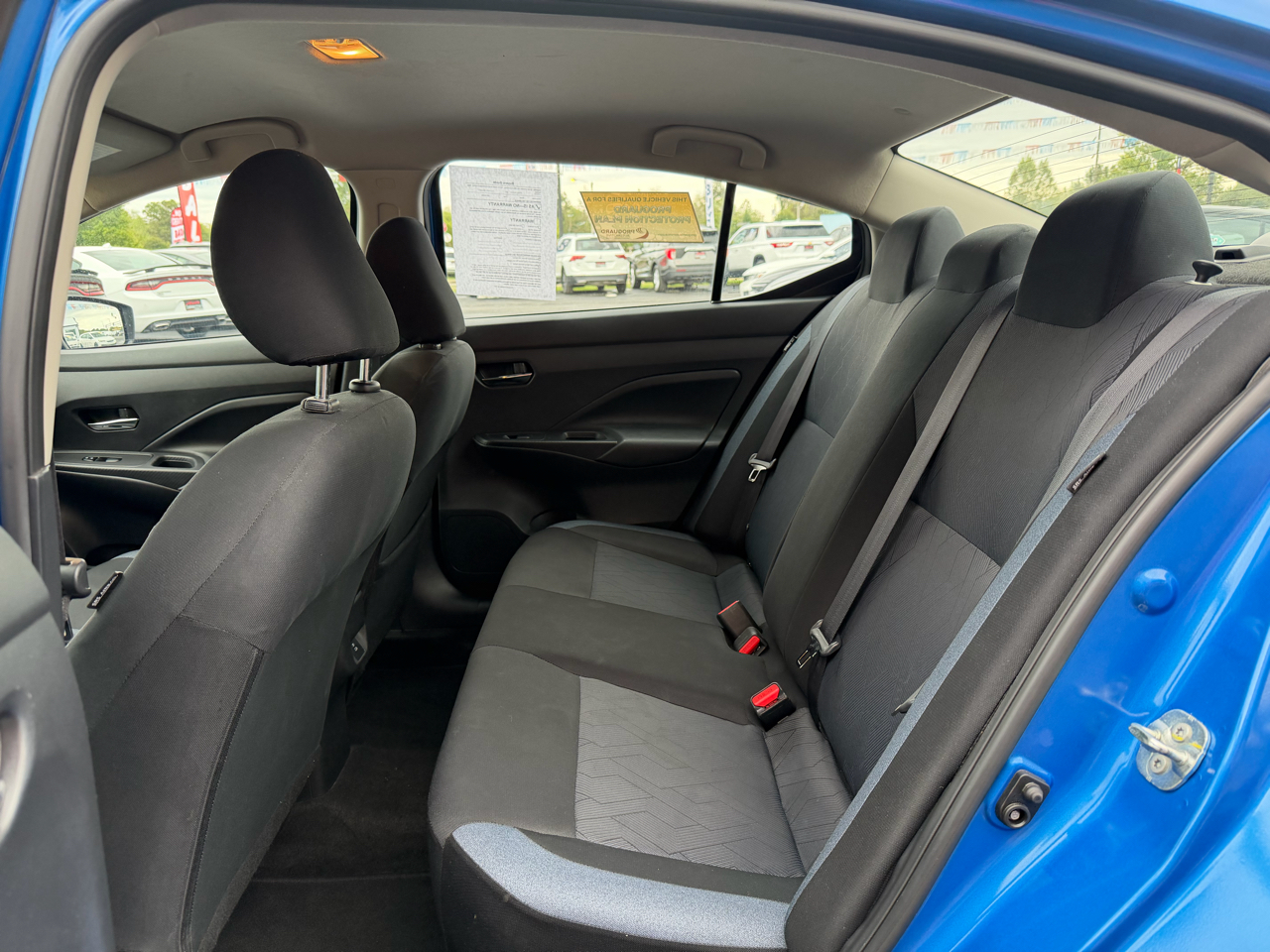 2023 Nissan Versa SV photo 13