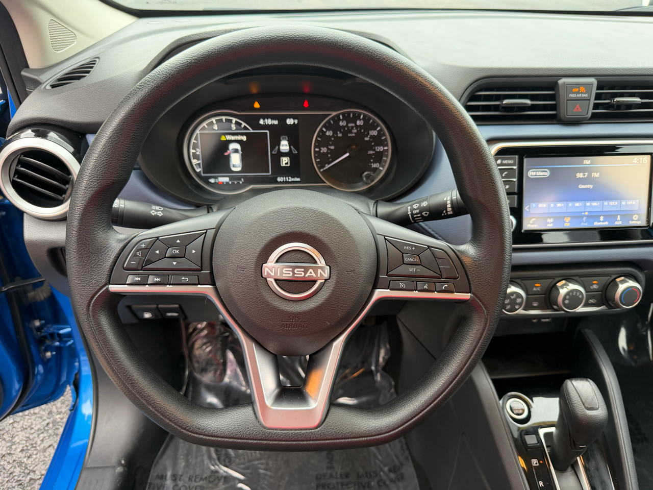 2023 Nissan Versa SV photo 19