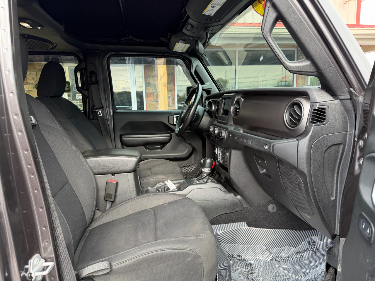2018 Jeep Wrangler Unlimited Sport photo 19