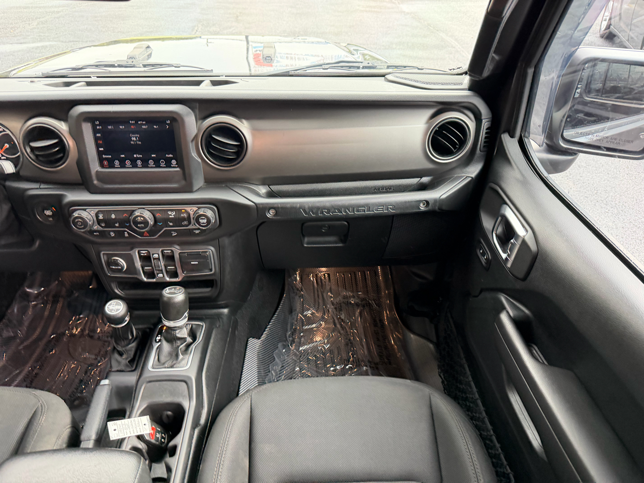 2018 Jeep Wrangler Unlimited Sport photo 20