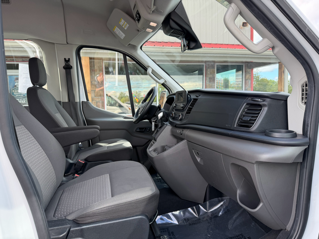 2021 Ford Transit Passenger XLT photo 16