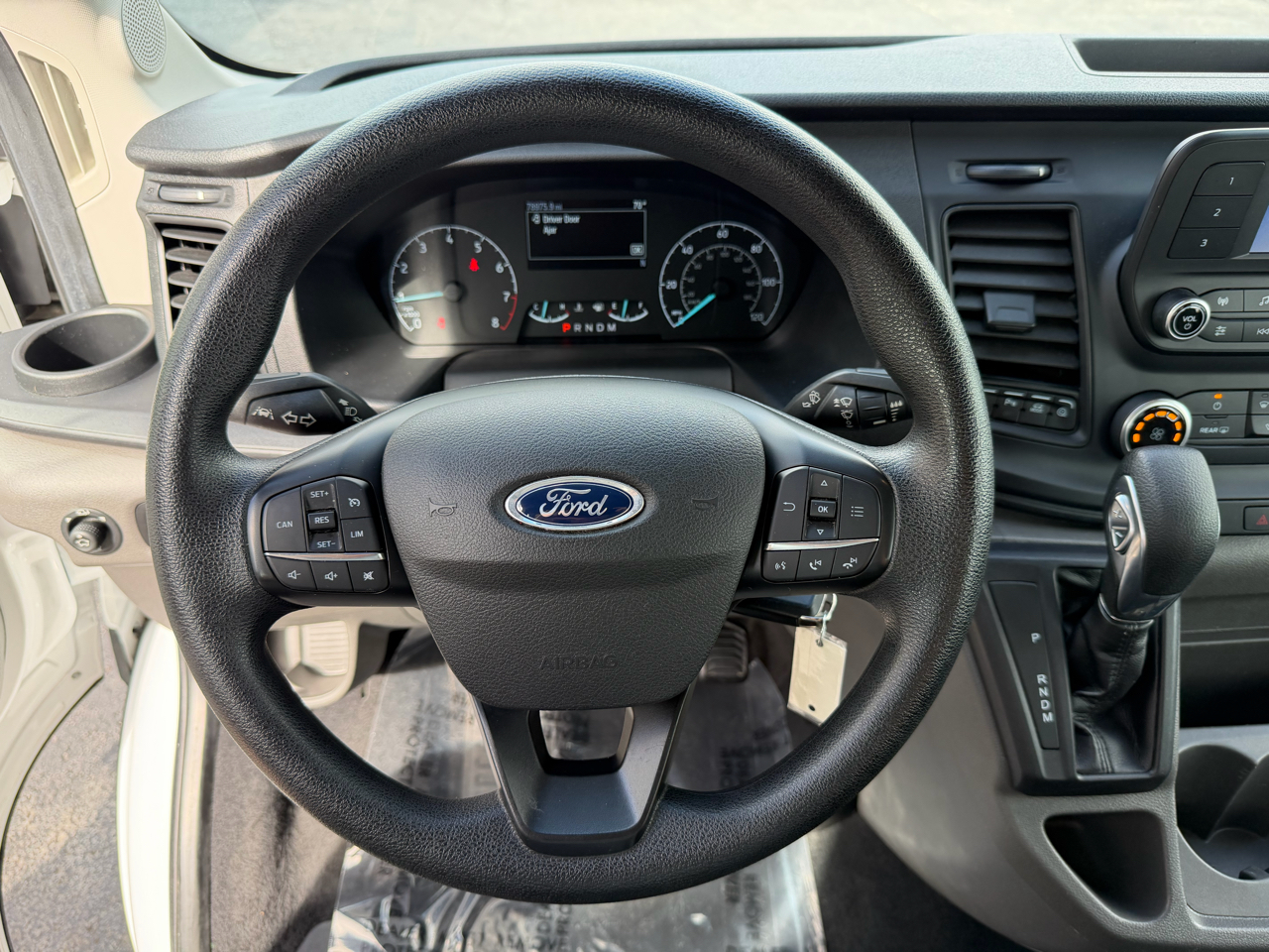 2021 Ford Transit Passenger XLT photo 18