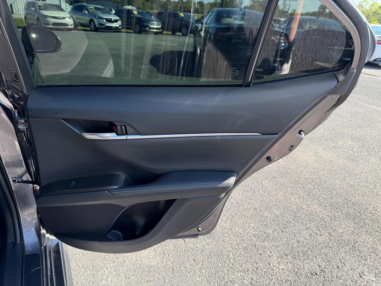 2021 Toyota Camry XSE photo 11