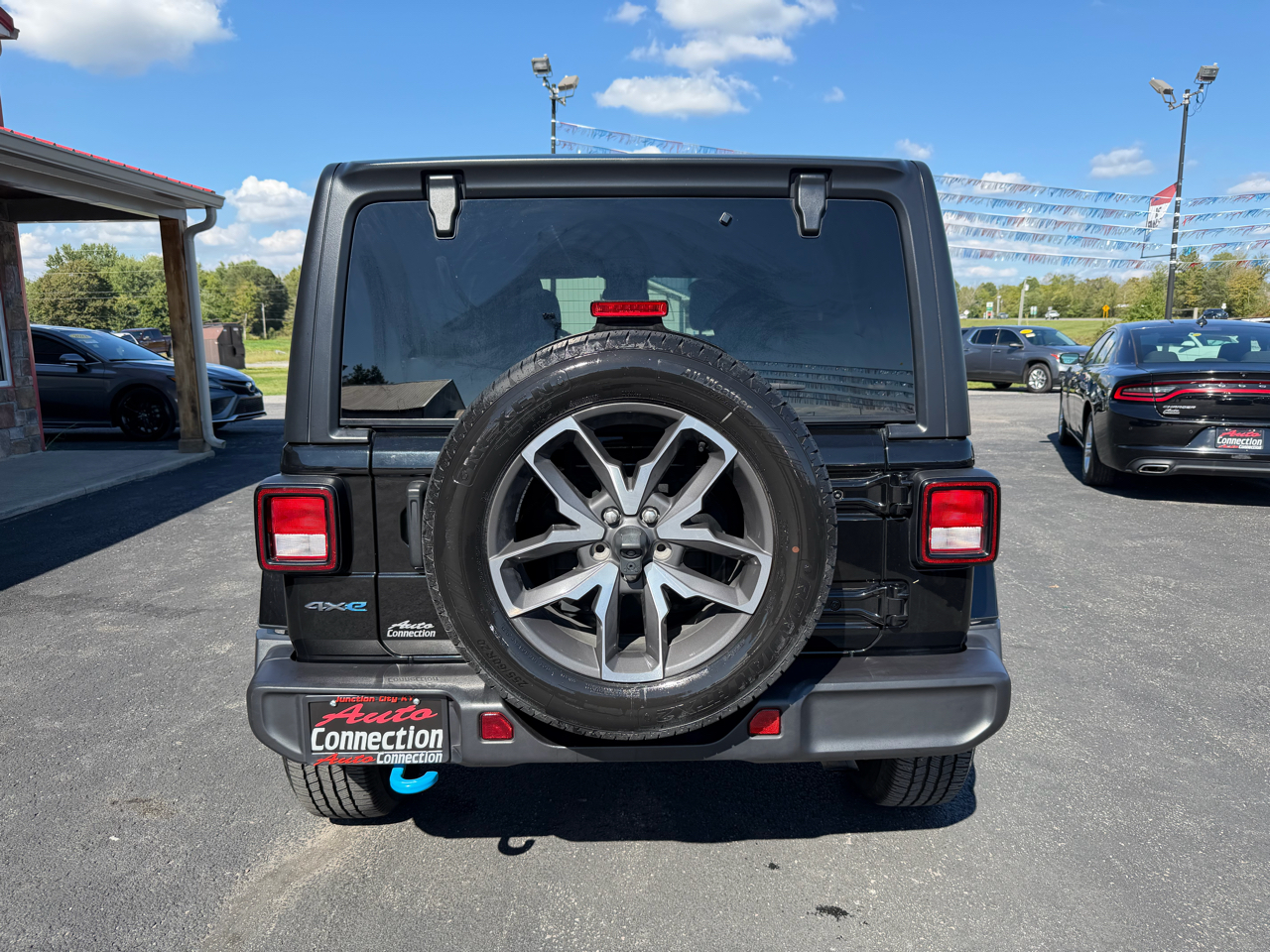 2024 Jeep Wrangler 4xe photo 4