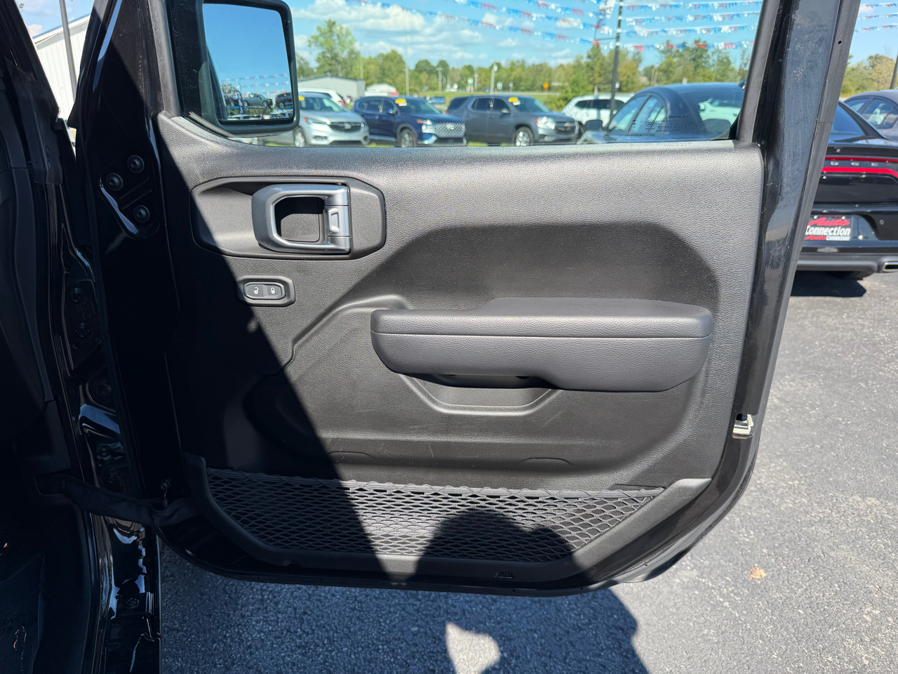 2024 Jeep Wrangler 4xe photo 17
