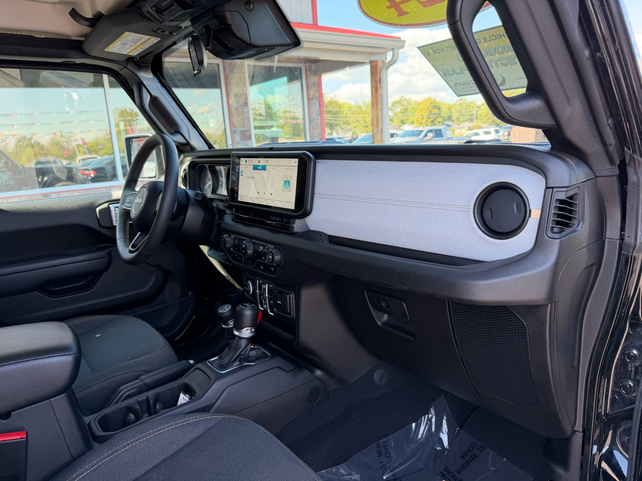 2024 Jeep Wrangler 4xe photo 18