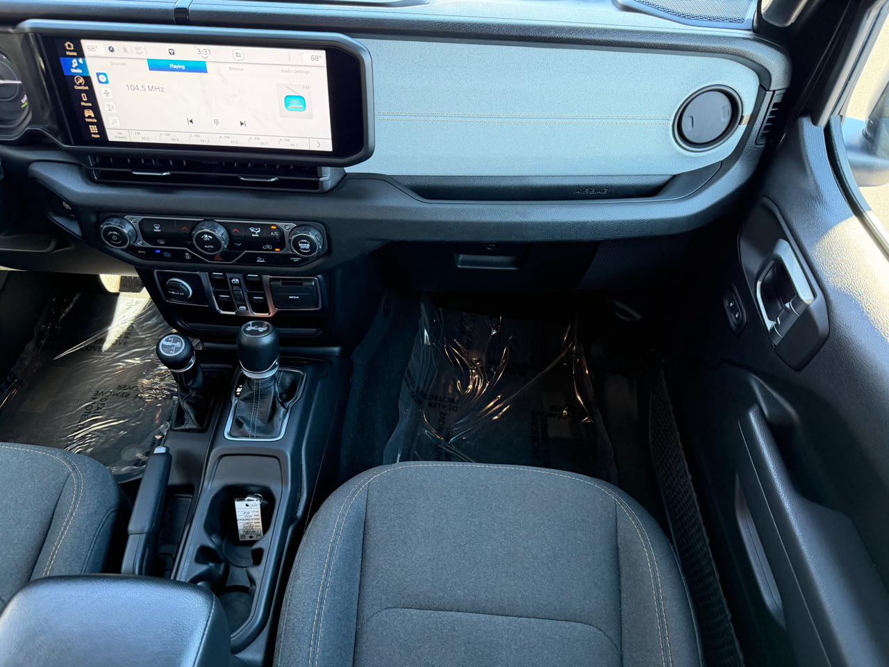 2024 Jeep Wrangler 4xe photo 20