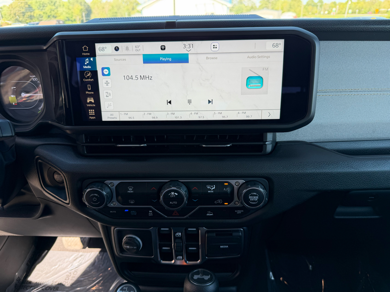 2024 Jeep Wrangler 4xe photo 24