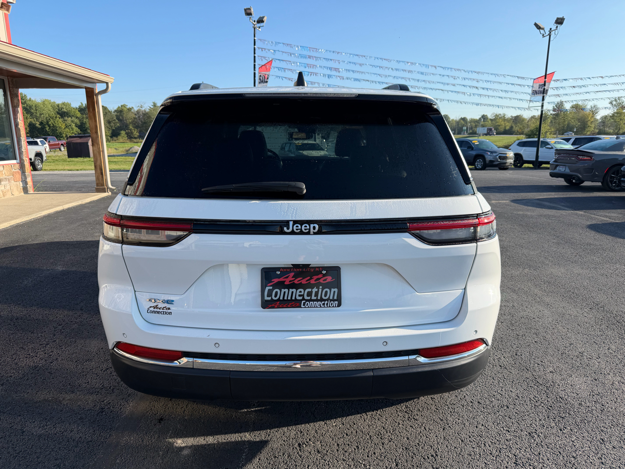 2024 Jeep Grand Cherokee Limited 4xe photo 3