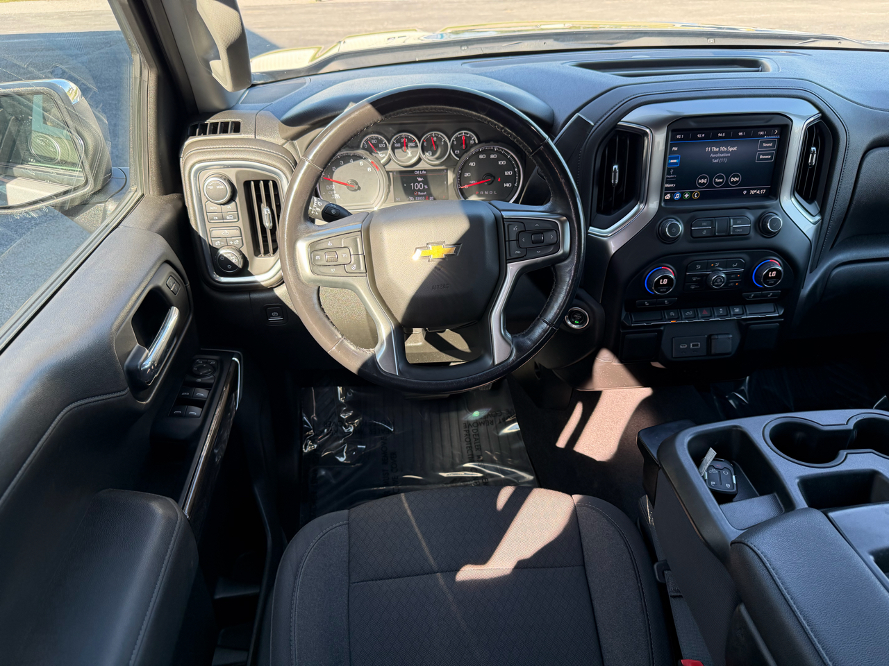 2022 Chevrolet Silverado 1500 LT photo 12