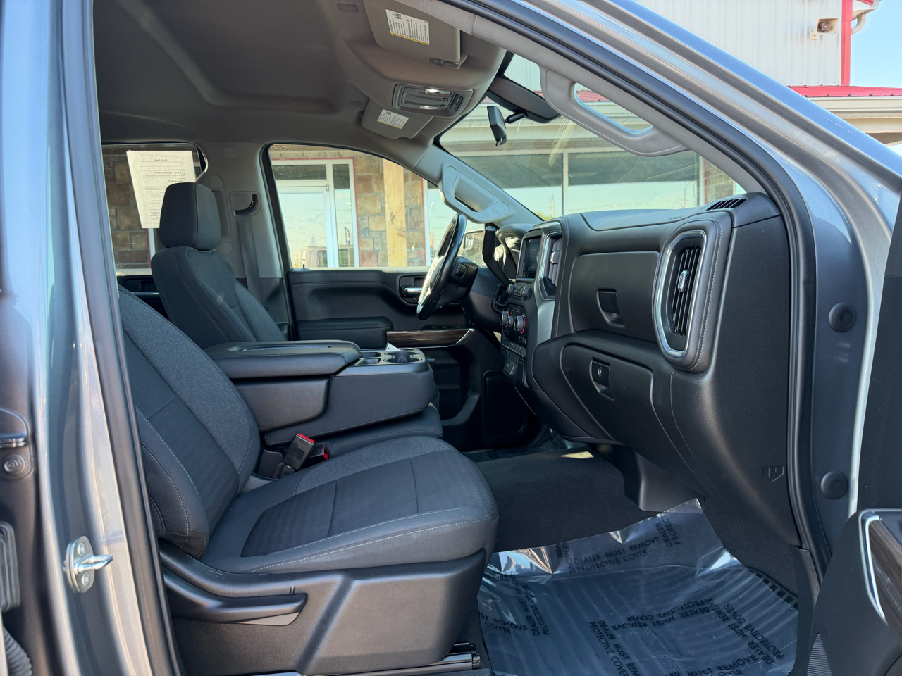 2022 Chevrolet Silverado 1500 LT photo 19
