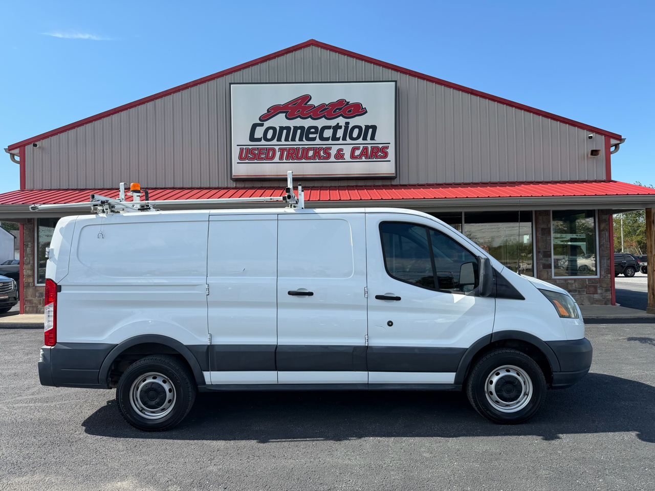 2015 Ford Transit Van photo 2