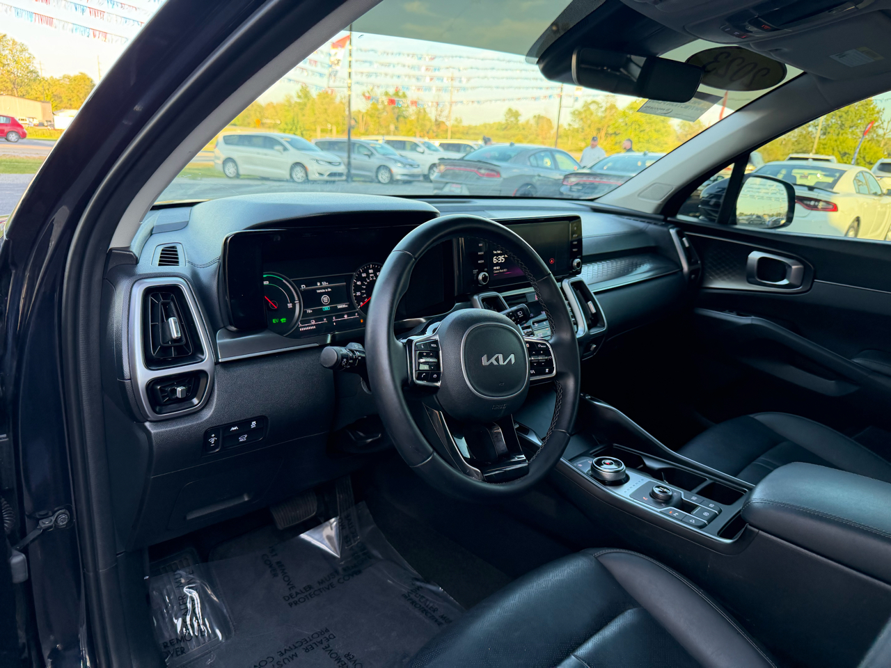 2023 Kia Sorento EX photo 9