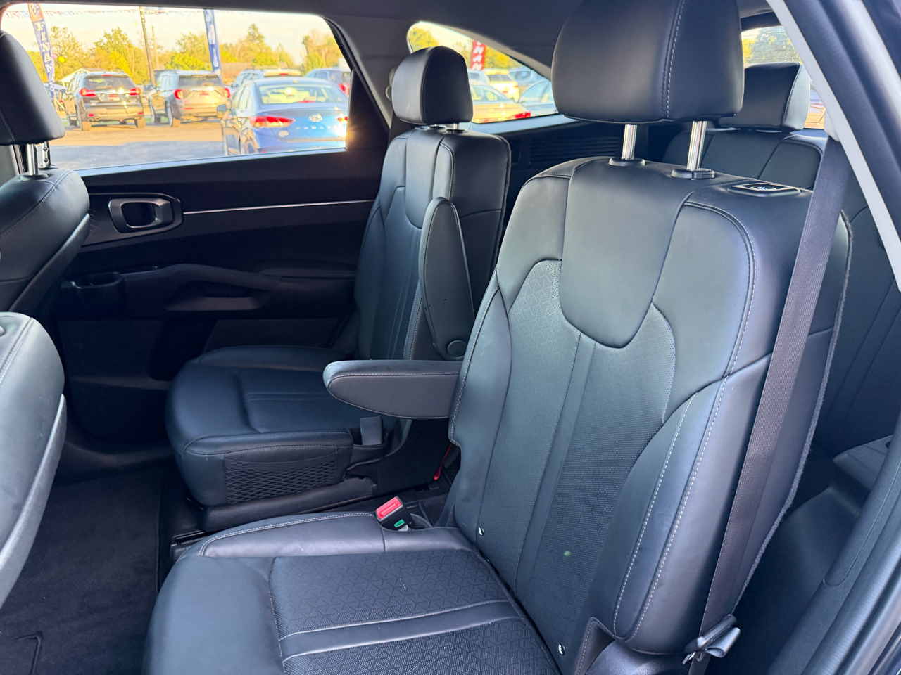 2023 Kia Sorento EX photo 14