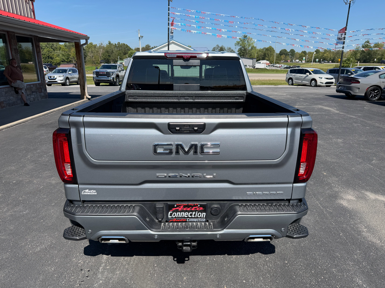 2024 Gmc Sierra Denali Ultimate photo 3