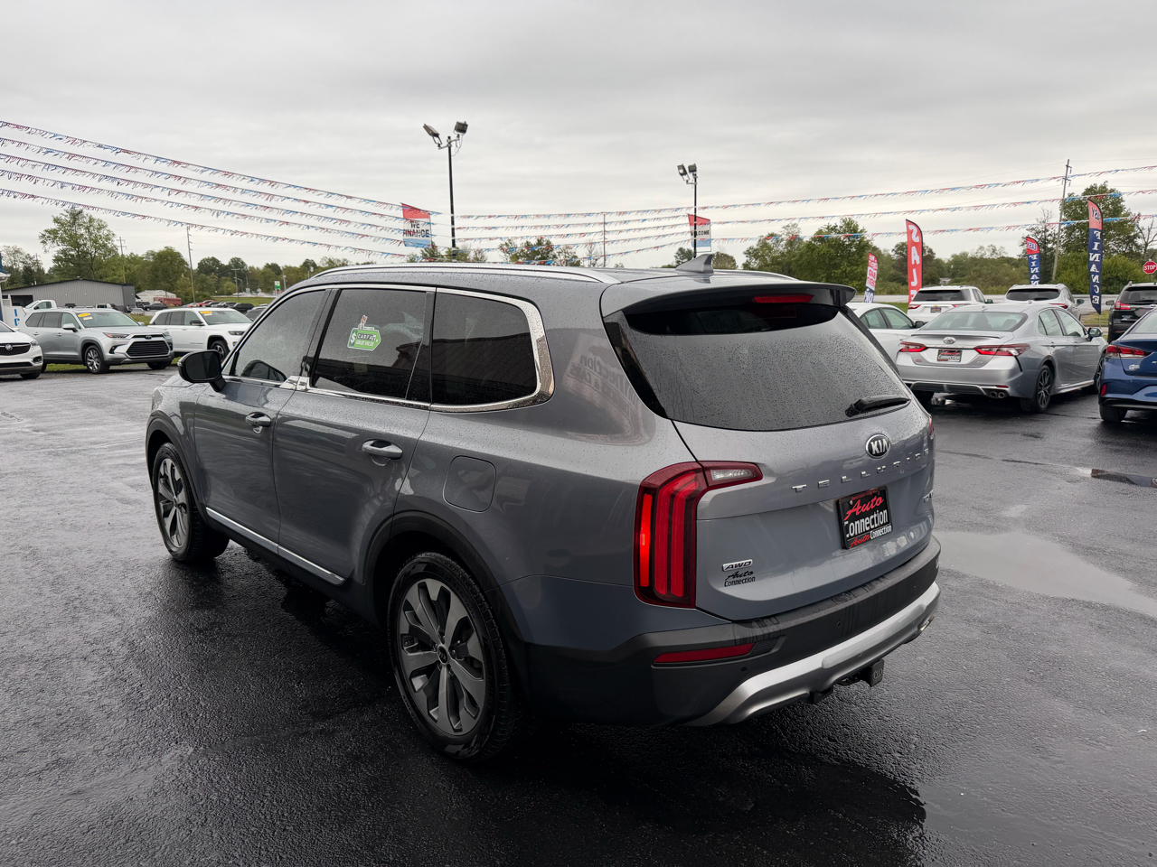 2020 Kia Telluride EX photo 3