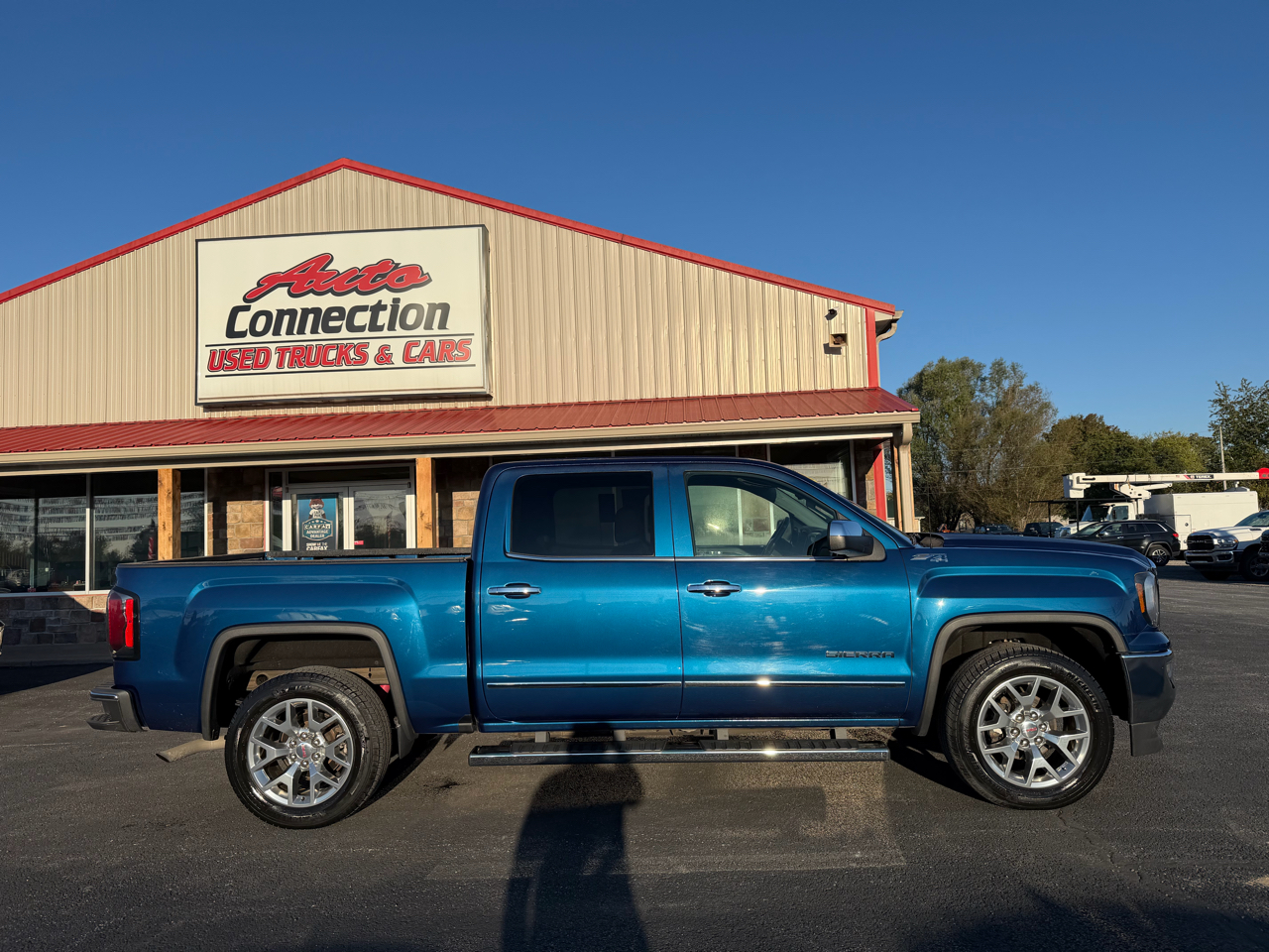 2018 Gmc Sierra 1500 SLT photo 2