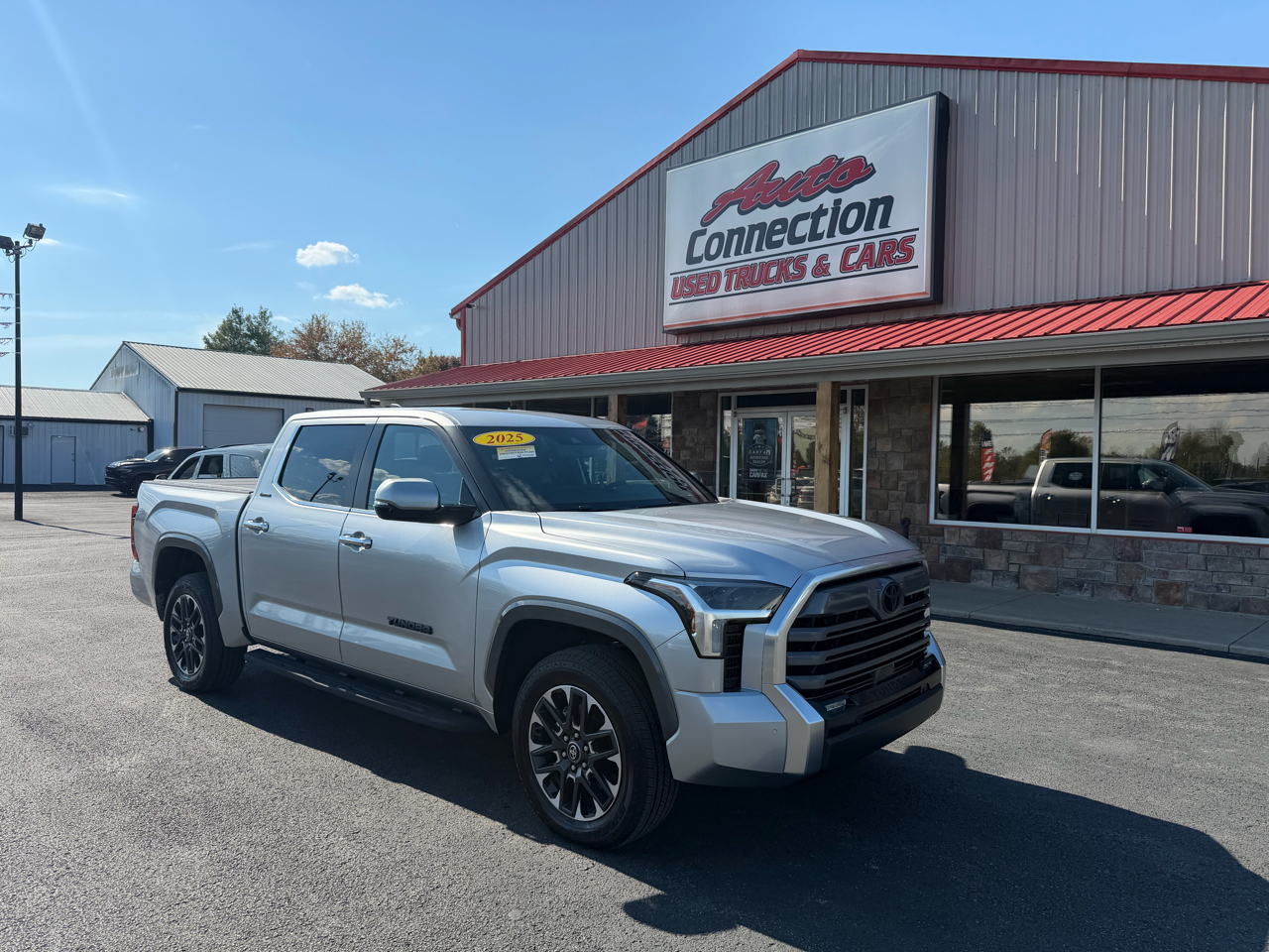2025 Toyota Tundra 4WD Limited CrewMax 5.5' Bed (Natl)