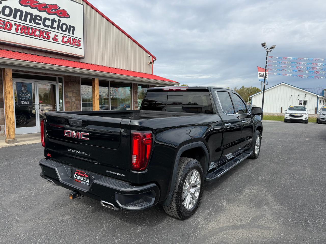 GMC Sierra 1500 4WD Crew Cab 147" Denali 2022 GMC Sierra 1500 4WD Crew Cab 147" Denali 2022