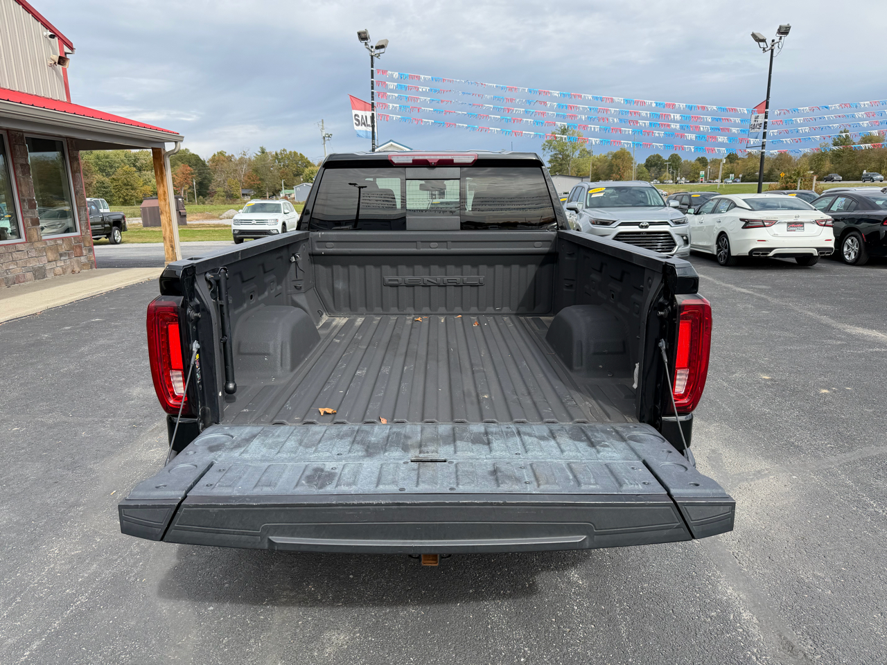 GMC Sierra 1500 4WD Crew Cab 147" Denali 2022 GMC Sierra 1500 4WD Crew Cab 147" Denali 2022