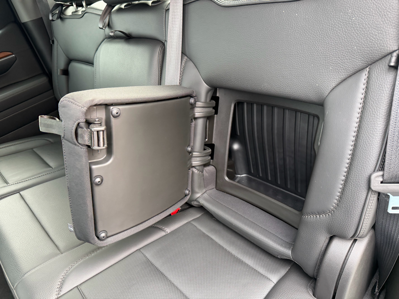 GMC Sierra 1500 4WD Crew Cab 147" Denali 2022 GMC Sierra 1500 4WD Crew Cab 147" Denali 2022