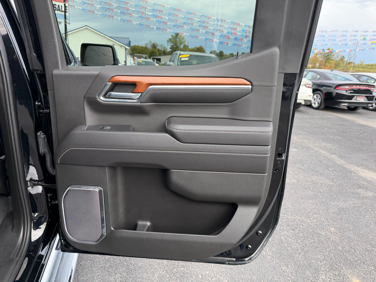 GMC Sierra 1500 4WD Crew Cab 147" Denali 2022 GMC Sierra 1500 4WD Crew Cab 147" Denali 2022