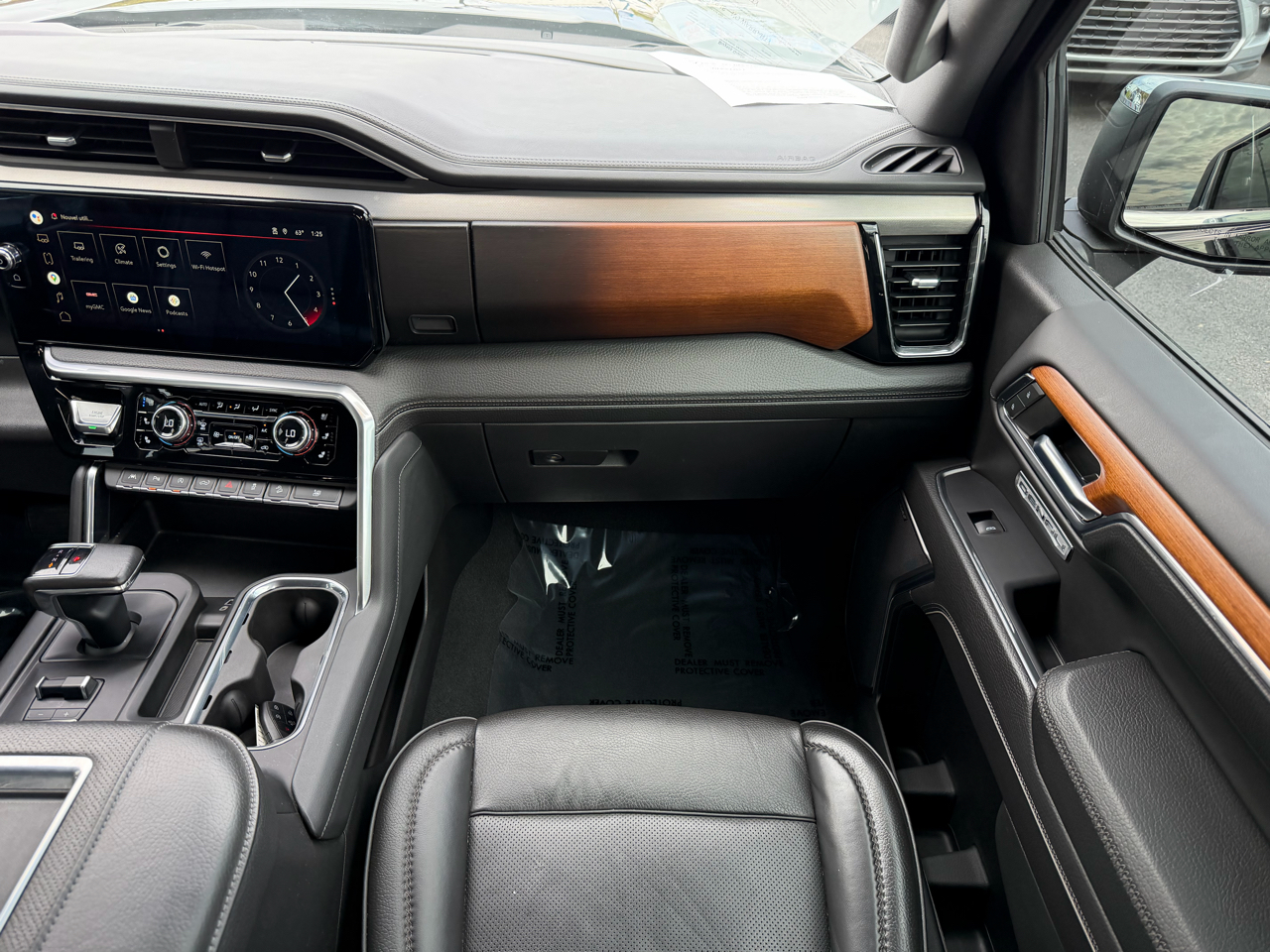 GMC Sierra 1500 4WD Crew Cab 147" Denali 2022 GMC Sierra 1500 4WD Crew Cab 147" Denali 2022