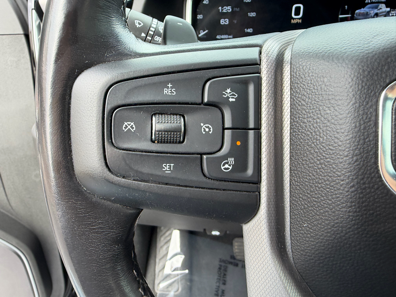 GMC Sierra 1500 4WD Crew Cab 147" Denali 2022 GMC Sierra 1500 4WD Crew Cab 147" Denali 2022