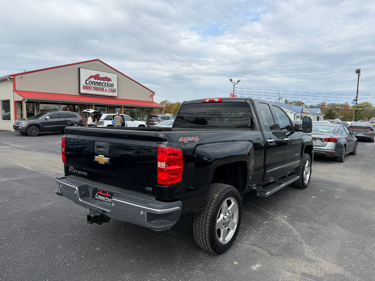 Chevrolet Silverado 2500HD 4WD Double Cab 144.2" LTZ 2015 Chevrolet Silverado 2500HD 4WD Double Cab 144.2" LTZ 2015