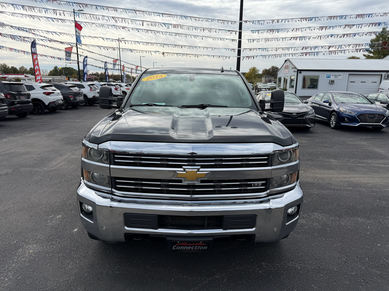Chevrolet Silverado 2500HD 4WD Double Cab 144.2" LTZ 2015 Chevrolet Silverado 2500HD 4WD Double Cab 144.2" LTZ 2015