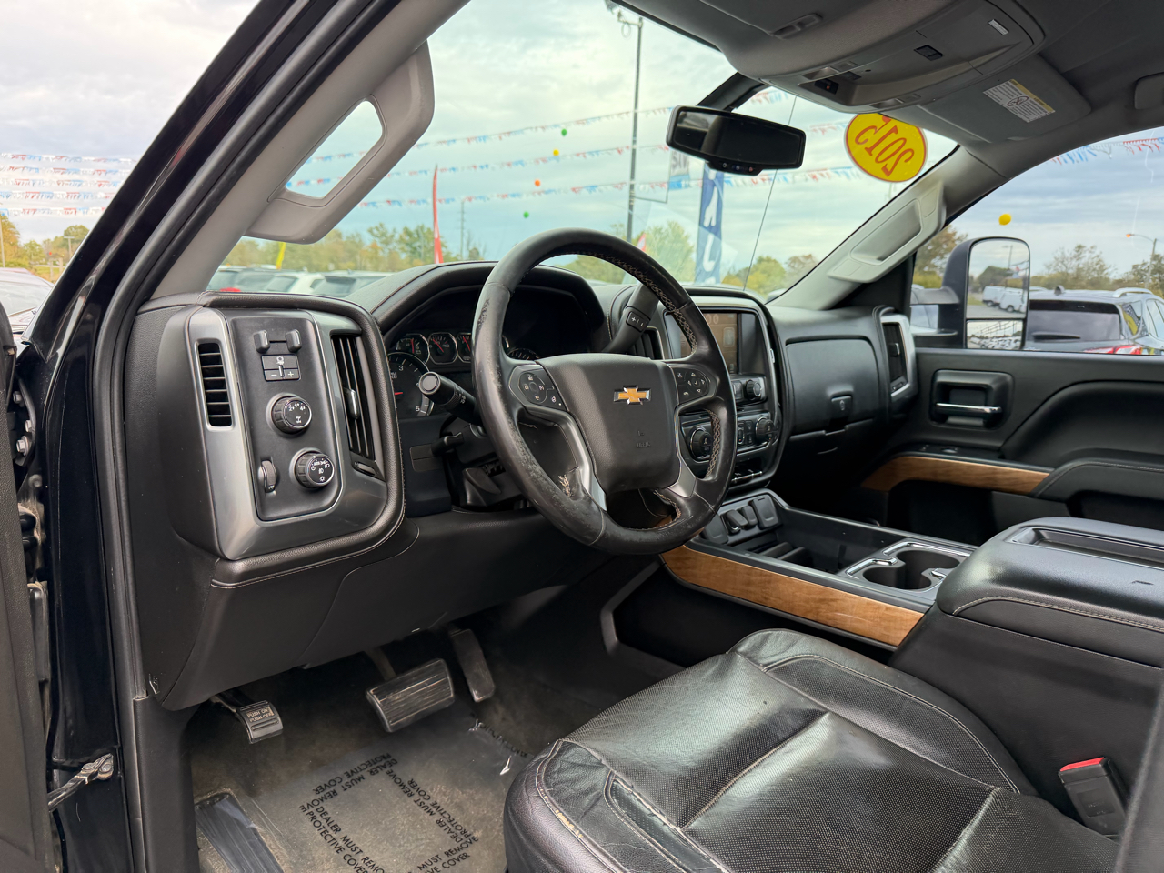 Chevrolet Silverado 2500HD 4WD Double Cab 144.2" LTZ 2015 Chevrolet Silverado 2500HD 4WD Double Cab 144.2" LTZ 2015