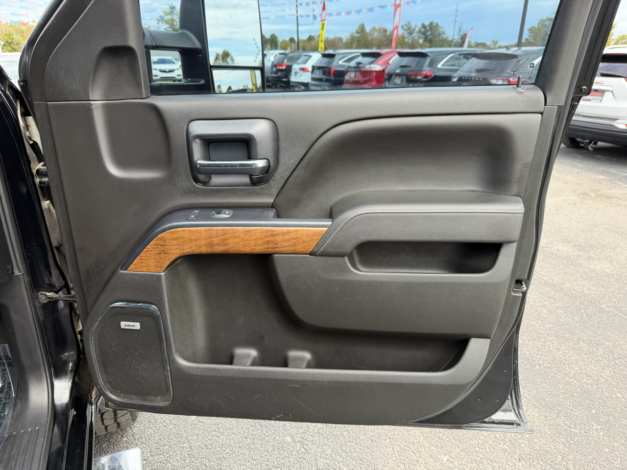 Chevrolet Silverado 2500HD 4WD Double Cab 144.2" LTZ 2015 Chevrolet Silverado 2500HD 4WD Double Cab 144.2" LTZ 2015