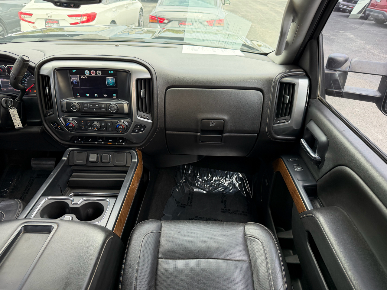 Chevrolet Silverado 2500HD 4WD Double Cab 144.2" LTZ 2015 Chevrolet Silverado 2500HD 4WD Double Cab 144.2" LTZ 2015