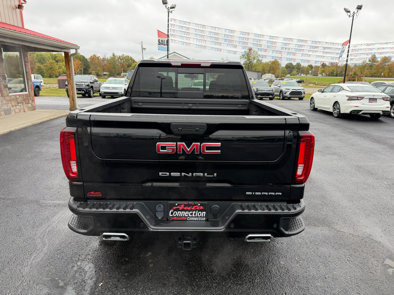 GMC Sierra 1500 Limited 4WD Crew Cab 147" Denali 2022 GMC Sierra 1500 Limited 4WD Crew Cab 147" Denali 2022
