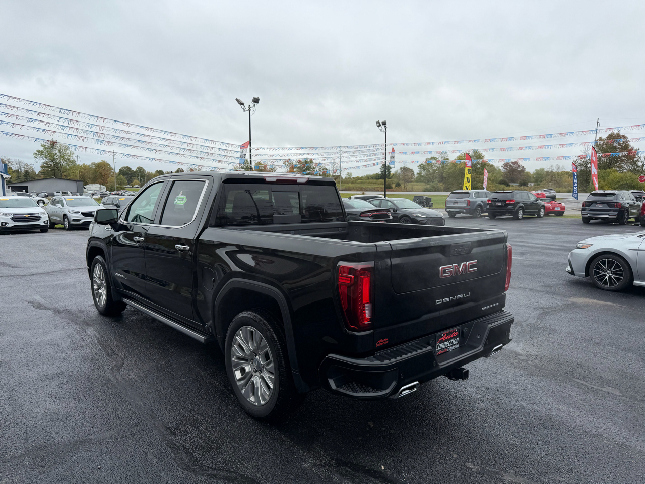 GMC Sierra 1500 Limited 4WD Crew Cab 147" Denali 2022 GMC Sierra 1500 Limited 4WD Crew Cab 147" Denali 2022